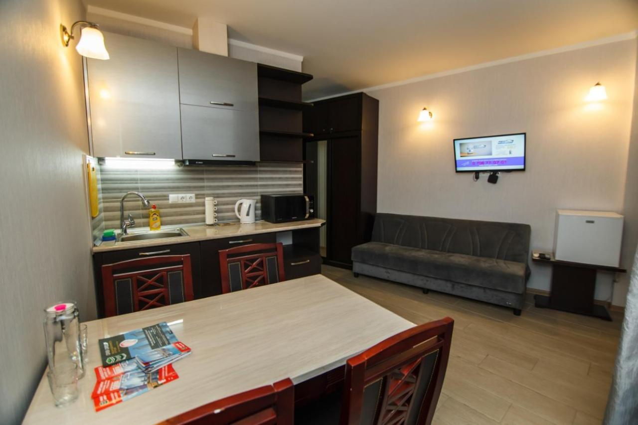 Apartamento Rezal Plaza Batumi Exterior foto