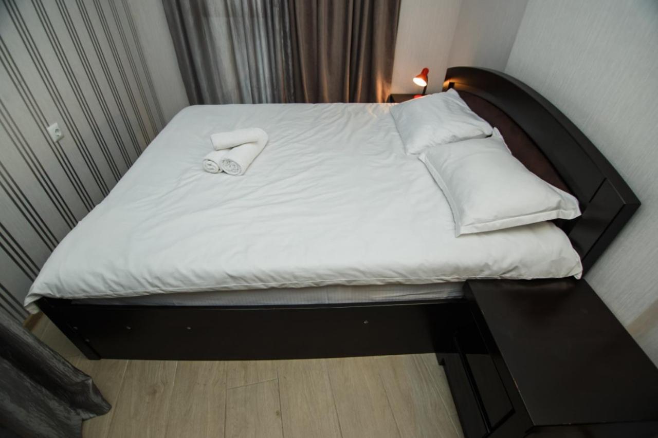 Apartamento Rezal Plaza Batumi Exterior foto