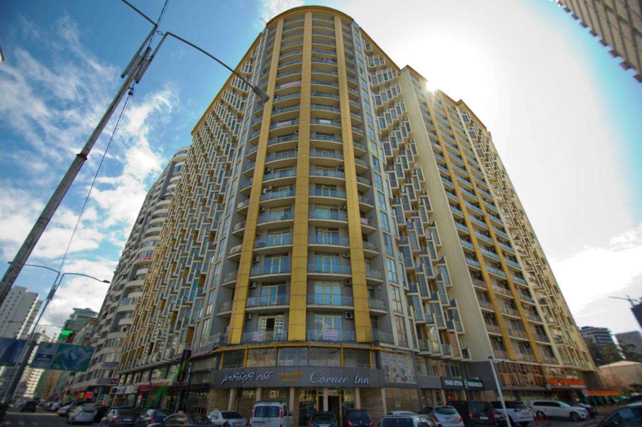 Apartamento Rezal Plaza Batumi Exterior foto